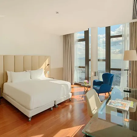 Hotel Nh Panorama 4*