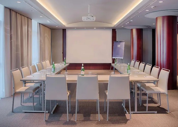 Nh Panorama 4* Nápoles