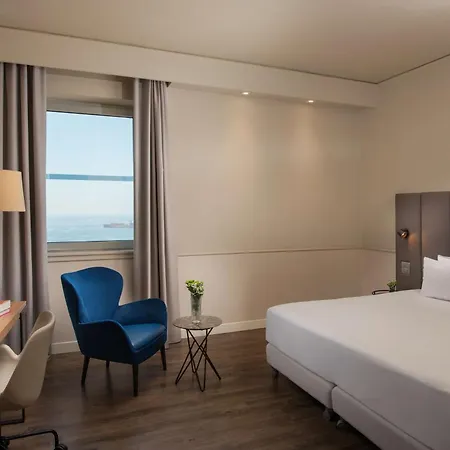 Nh Panorama Hotel 4*