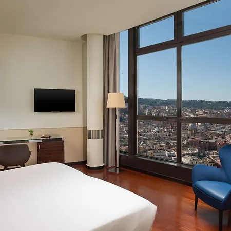 Nh Panorama Hotel 4*