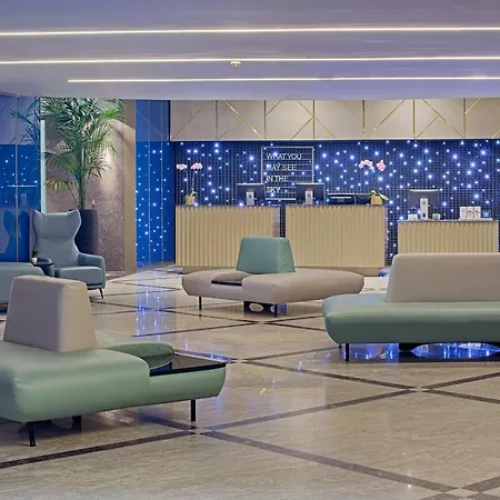 Nh Panorama Hotel 4*