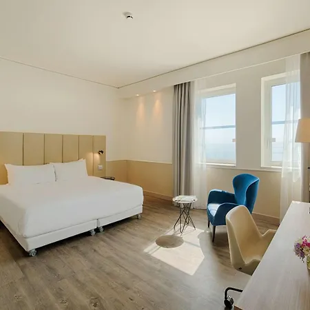 Hotel Nh Panorama 4*
