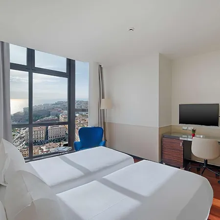 Nh Panorama Hotel 4*