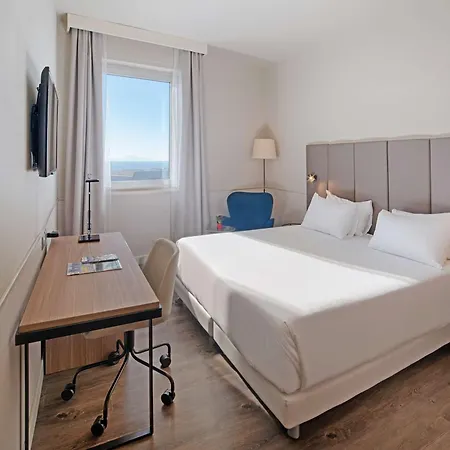 Nh Panorama Hotel 4*